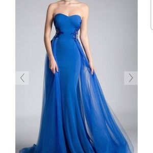 Ball gown/prom dress